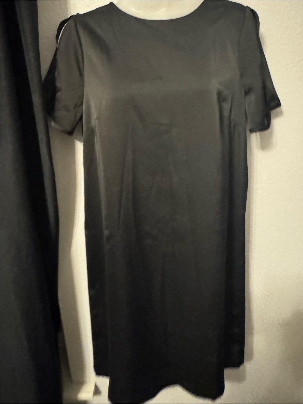 Classic Black Short-Sleeve Shift Dress